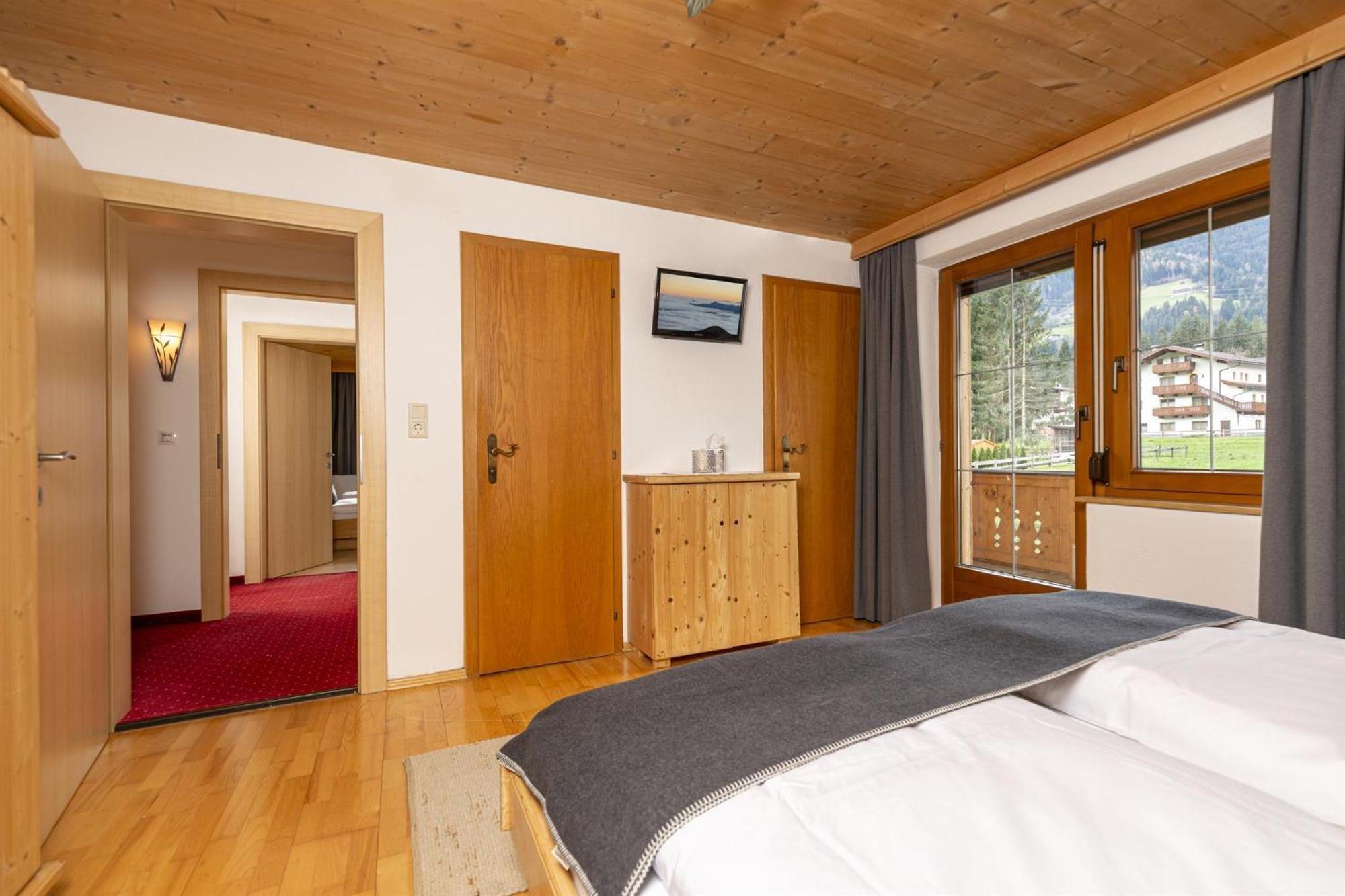 Apartamento Haus Jochler Ried im Zillertal Habitación foto